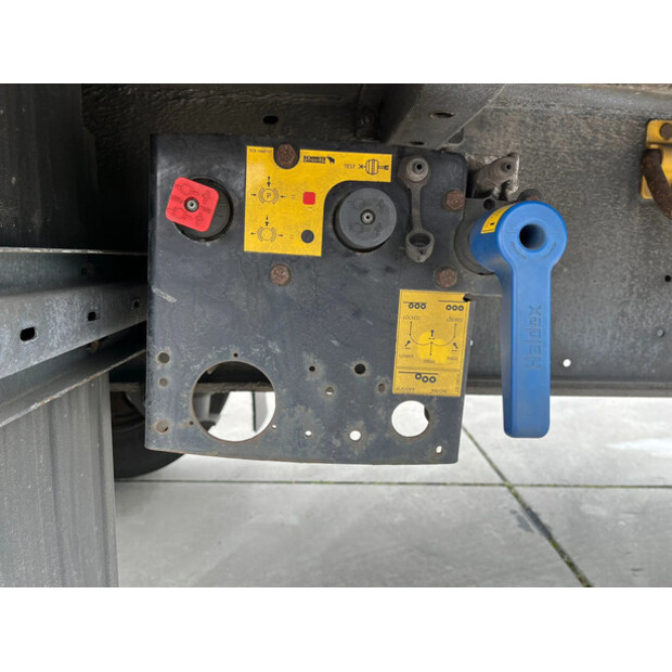 2015 Schmitz Cargobull SCB*S3T-47460406