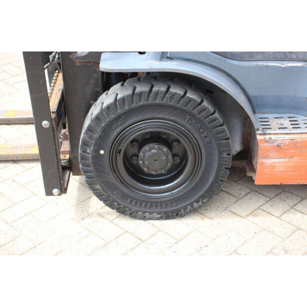 2010 Toyota 02-8FGF25-47460718