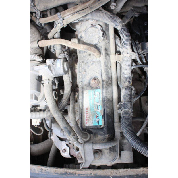 2010 Toyota 02-8FGF25-47460725