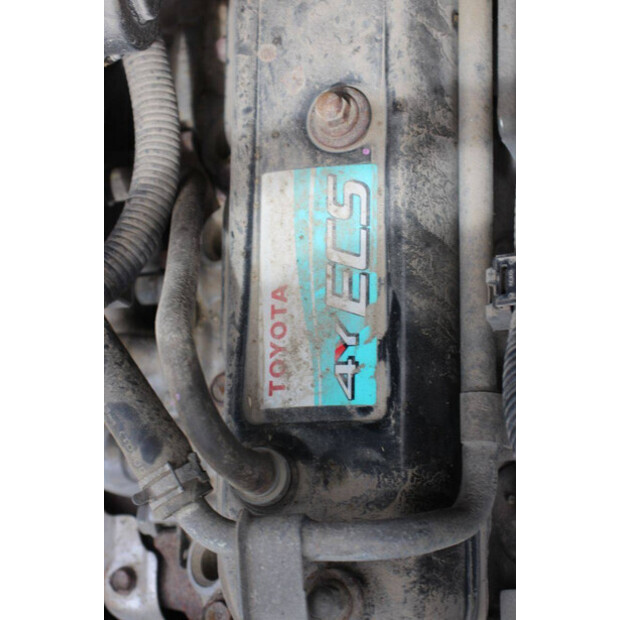 2010 Toyota 02-8FGF25-47460726
