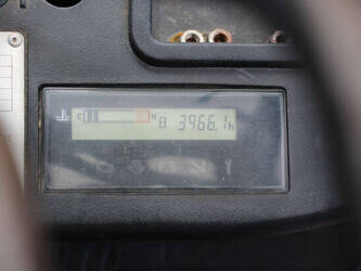 2010-toyota-02-8fgf25-1457123-47460734