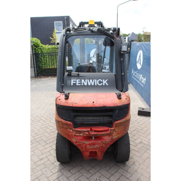 2013 Fenwick-Linde H25T-02-47460978