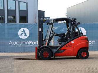 Image for FORKLIFTS 2017 Linde H35T-02 for Sale in Belgium