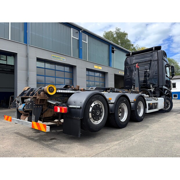 2017 Mercedes-Benz 3553L-47462859