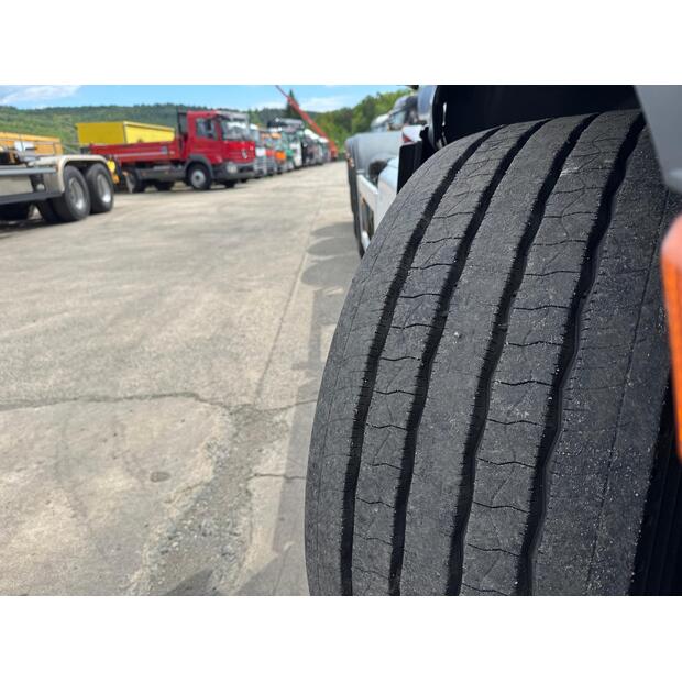 2017 Mercedes-Benz 3553L-47462878