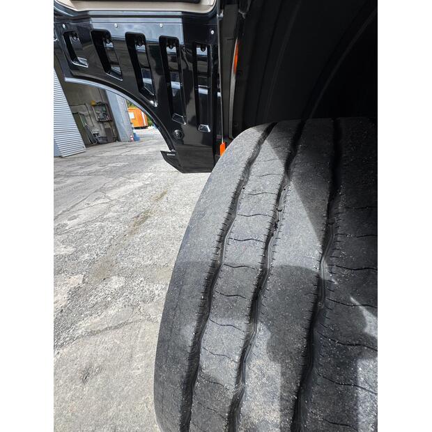 2017 Mercedes-Benz 3553L-47462879