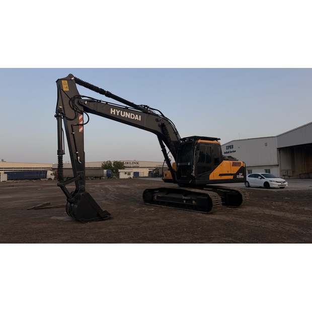 2018 Hyundai HX220HD-47462894