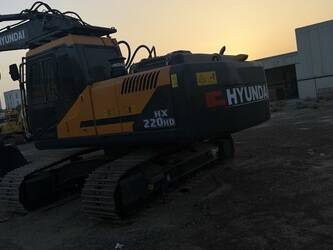 2018-hyundai-hx220hd-47462906