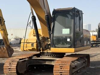 Image de PELLETEUSES 2011 Caterpillar 320D À vendre à Émirats arabes unis