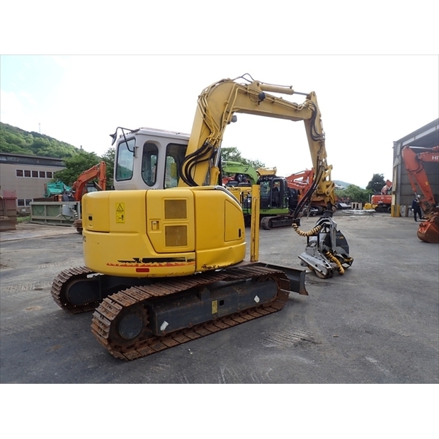 2009 سوميتومو SH75X-3-47463026