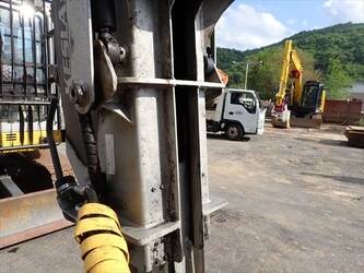 2009-sumitomo-sh75x-3-1457205-47463055