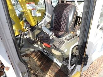 2009-sumitomo-sh75x-3-1457205-47463062