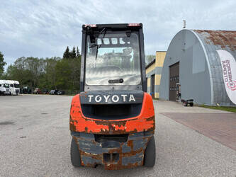 2019-toyota-tonero-25-1457213-47465305