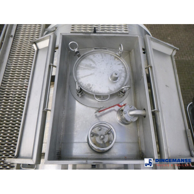 2007 بيرغ Food tank inox 37.5 m3 / 3 comp-47465501