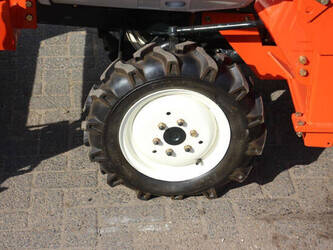 kubota-b1702-1457252-47466048