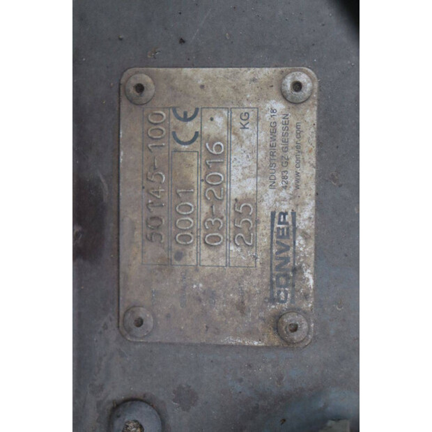 2016 Conver C4-47467818