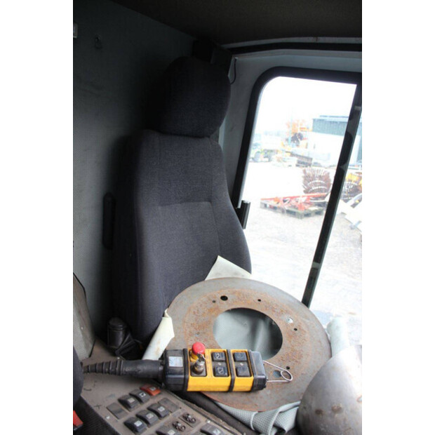 2007 HMF 214-47467910