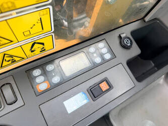 2015-caterpillar-320el-1457323-47467928