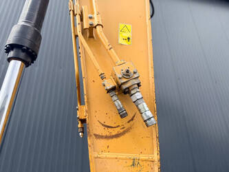 2015-caterpillar-320el-1457323-47467936
