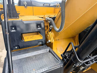 2015-caterpillar-320el-1457323-47467954