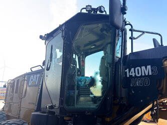 2016-caterpillar-140m3-awd-47468894