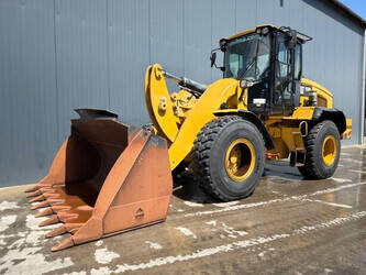 Image for WHEEL LOADERS 2017 Caterpillar 938M