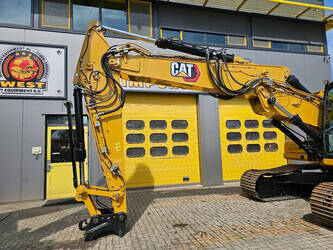 2021-caterpillar-323-1457379-47470255