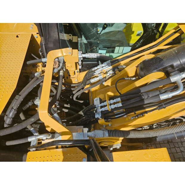 2021 Caterpillar 323-47470260