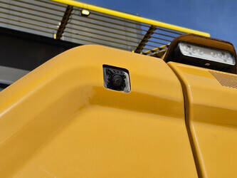 2021-caterpillar-323-1457379-47470267