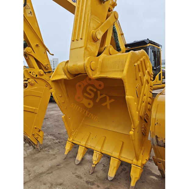 2024 كوماتسو PC460-8-47482160
