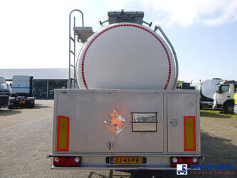 2006-burg-others-1457462-47484436