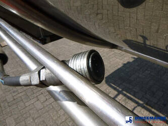 2006-burg-others-1457462-47484452