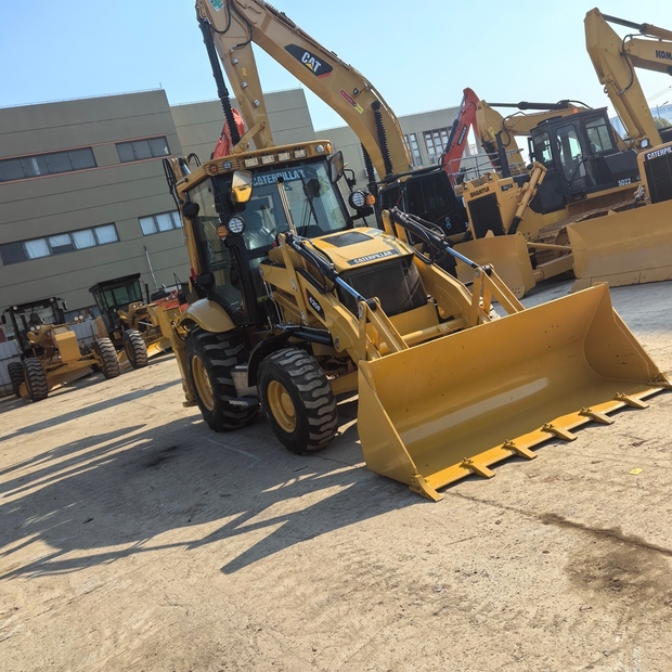 2025 Caterpillar 420F-47484612