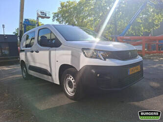 2022-peugeot-partner-1457482-47485162