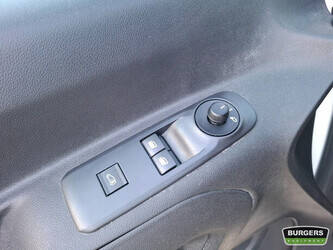 2022-peugeot-partner-1457482-47485170