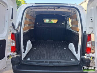 2022-peugeot-partner-1457482-47485174