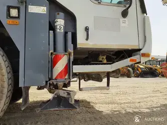2012-liebherr-ltm-1070-4-2-1456451-47485667