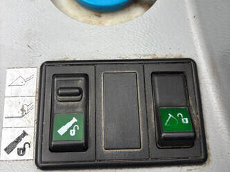 2012-weidemann-t4512-1457509-47488088