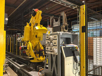 2015-fanuc-m-900ib-700-1457512-47488122