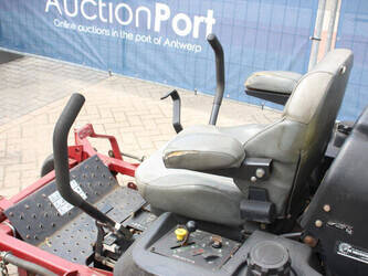 2014-toro-zeroturn-7000-1457097-47489068