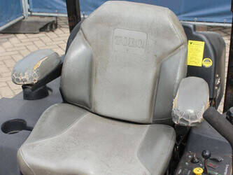 2014-toro-zeroturn-7000-1457097-47489073