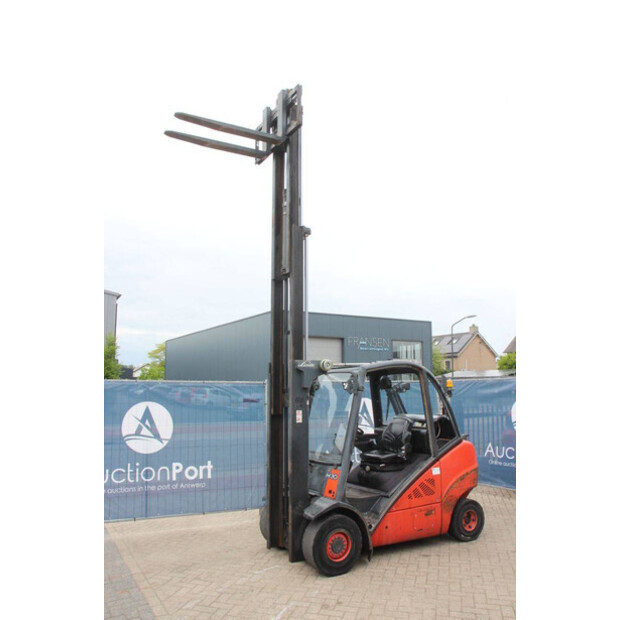 2012 Linde H30T-01-47489660