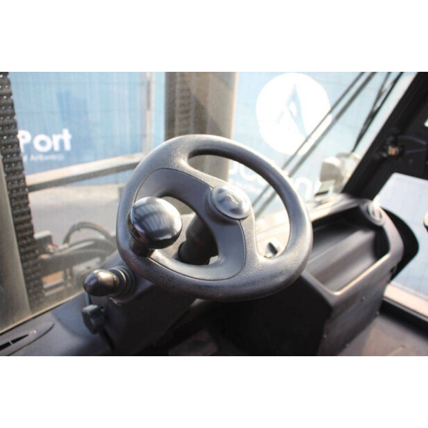 2011 Linde H80D-01-47490244
