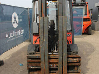 2011-linde-h30t-01-1457720-47491847