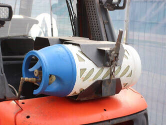 2011-linde-h30t-01-1457720-47491857