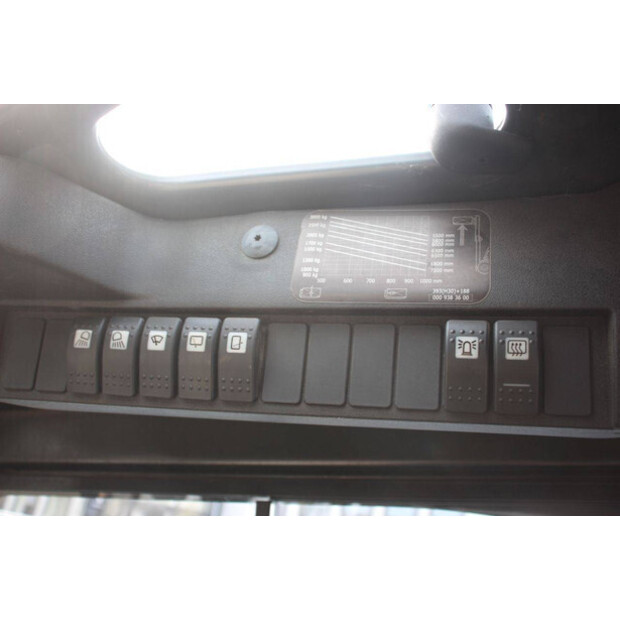 2011 Linde H30T-01-47491869