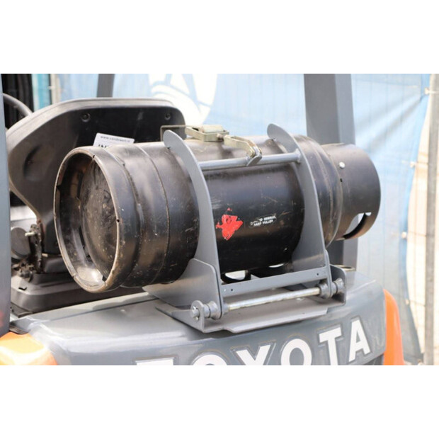 2008 Toyota 02-8FGF18-47492480