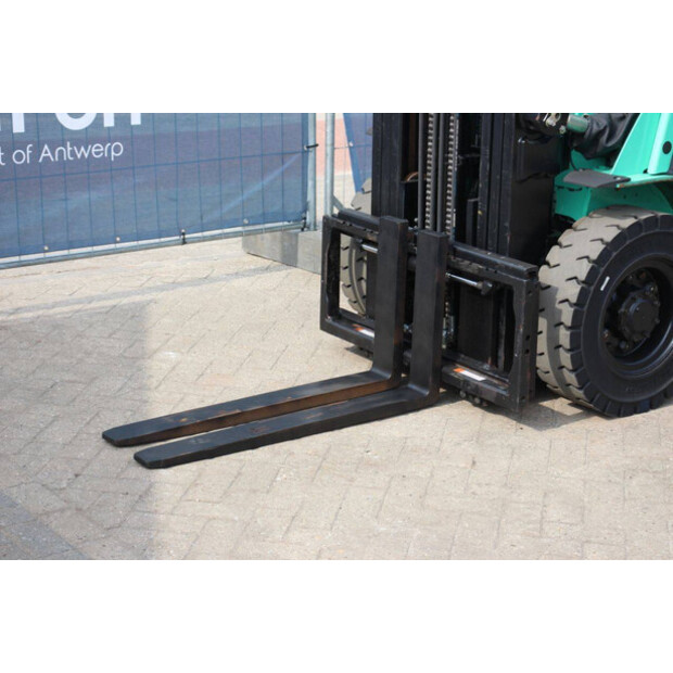 2013 MITSUBISHI FG25N-47492610