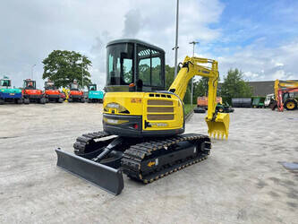 2013-yanmar-vio40-5b-1457922-47495165