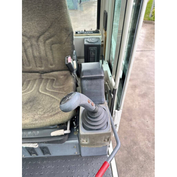 2014 TAKEUCHI TB140C-47495250